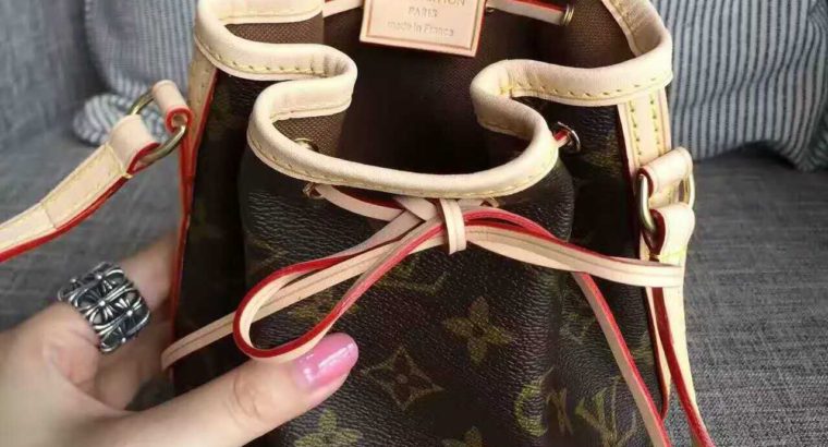 LOUIS VUITTON Киев Украина женский рюкзак сумка кросс боди косметичка LV