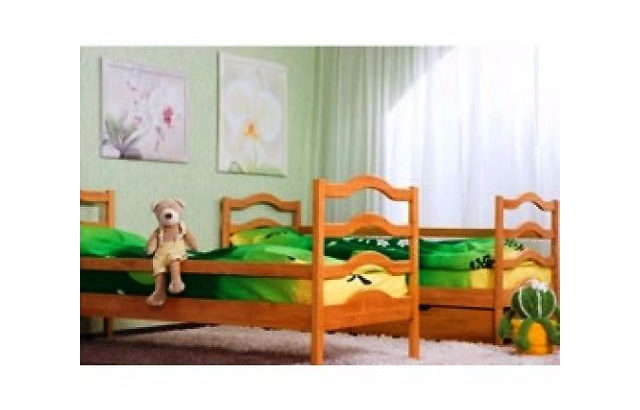 Двухъярусная кровать София с ящиками и матрасами.