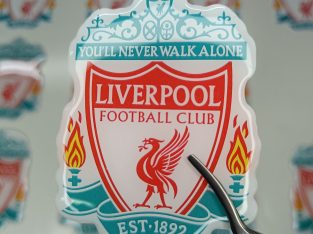 Об’ємна наклейка, шильда, смоляна етикетка.