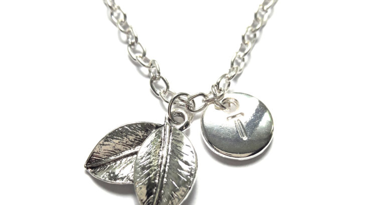 Ожерелье колье намисто подвеска два листочка цепочка кулон медальон личная буква амулет оберег для подарка серебро ланцюжок