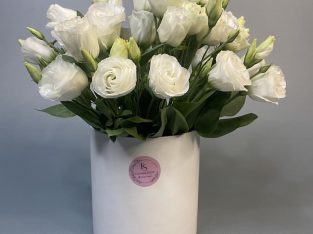 Елегантний подарунок: квіткові букети у коробках