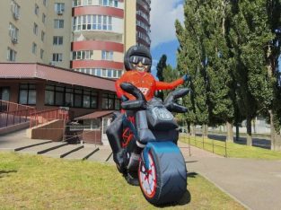 Наружная реклама человек надувной 3D копии товаров, персонажей, животных 3.4 м