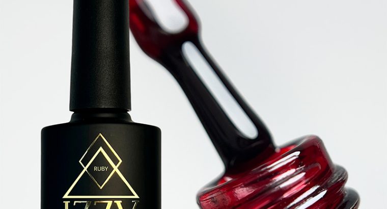 Глибина та Насиченість: Вітражний Червоний Гель-лак Izzy Bloom Ruby 10мл