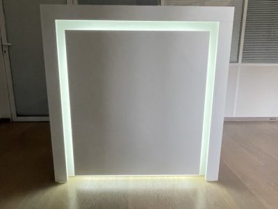 Розпродаж офісної мебелі та техніки