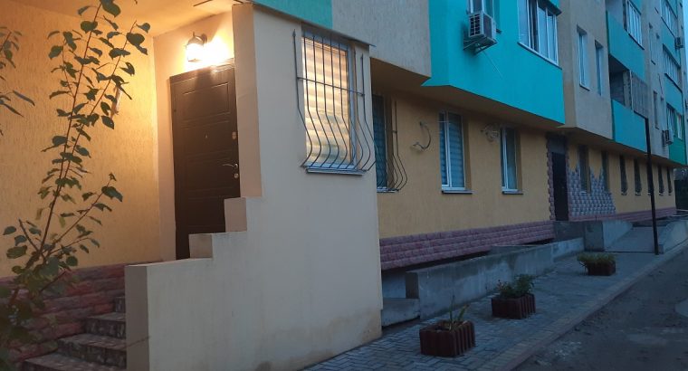 Комфортная, тёплая 2 (+1) квартира с персональным входом.