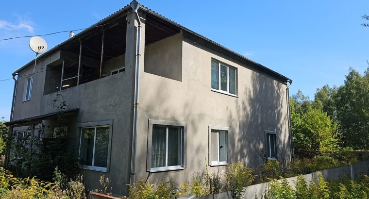 Будинок поруч з лісом — 69 км до столиці