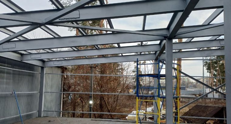 Монтаж сендвіч-панелей, металоконструкцій, профлист