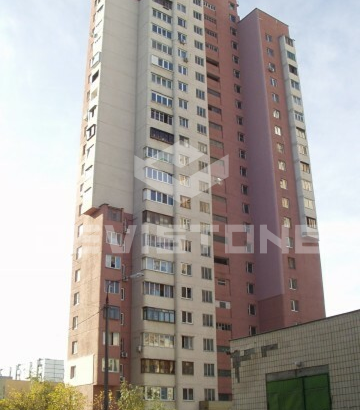 Продаж 3х Оболонь Мінська чистова під ремонт