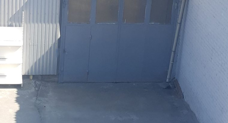 Здається в оренду приміщення 80 м кв під СТО або склад в Крівому Розі