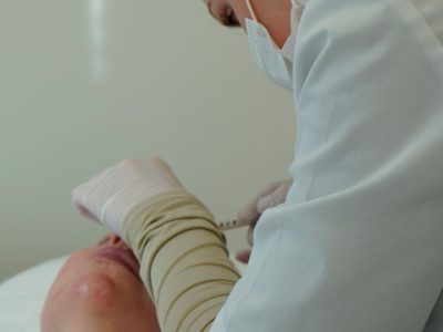 Фул Фейс процедура от специалиста косметолога — полное преображение