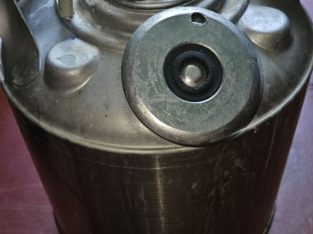Продам пивні клешні, крани, редуктор, промивочний бачок, кеги.